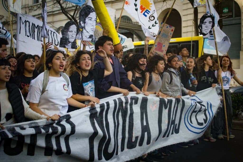 “Es gratificante ver que en los estudiantes sigue habiendo una organización”